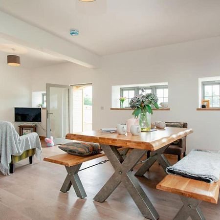 Cosy Cottage In The Blackdown Hills Devon Honiton Exterior photo